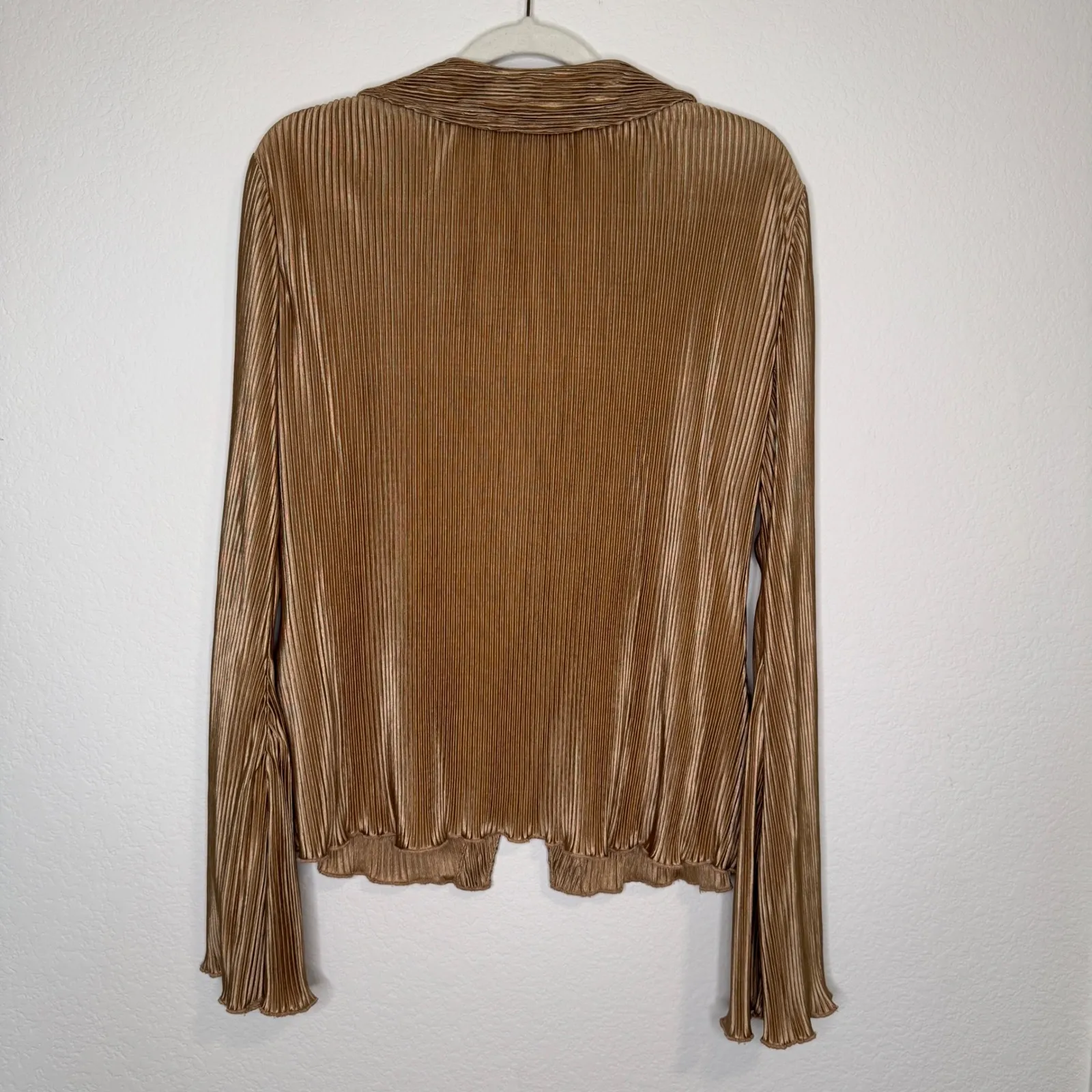 Song of Style Revolve Mara Shirt in Taupe Tan Size XL - Image 4