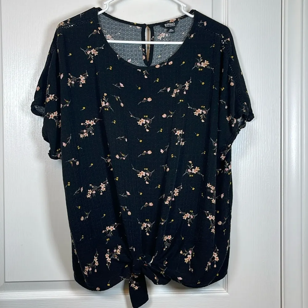 Buffalo David Bitton Black Raglan Bohemian Floral Tie Front Soze XXL GUC #5987 - Image 3