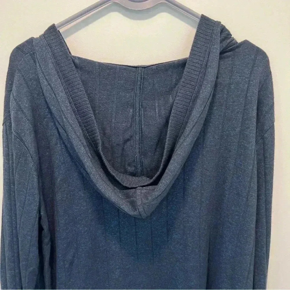 Athleta Harmony Pose Hoodie Size M - Image 7