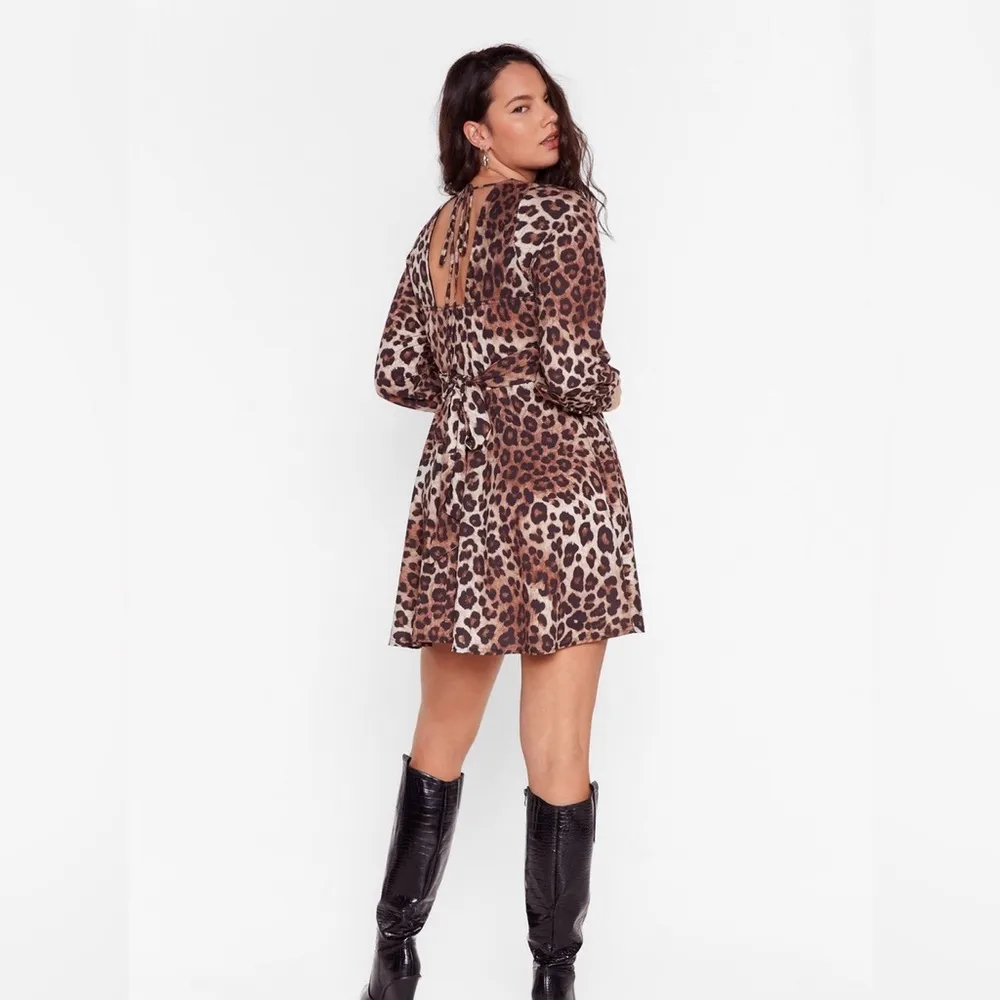 Nasty Gal NWT Square Neck Tie Back Leopard Skater Dress - Image 4