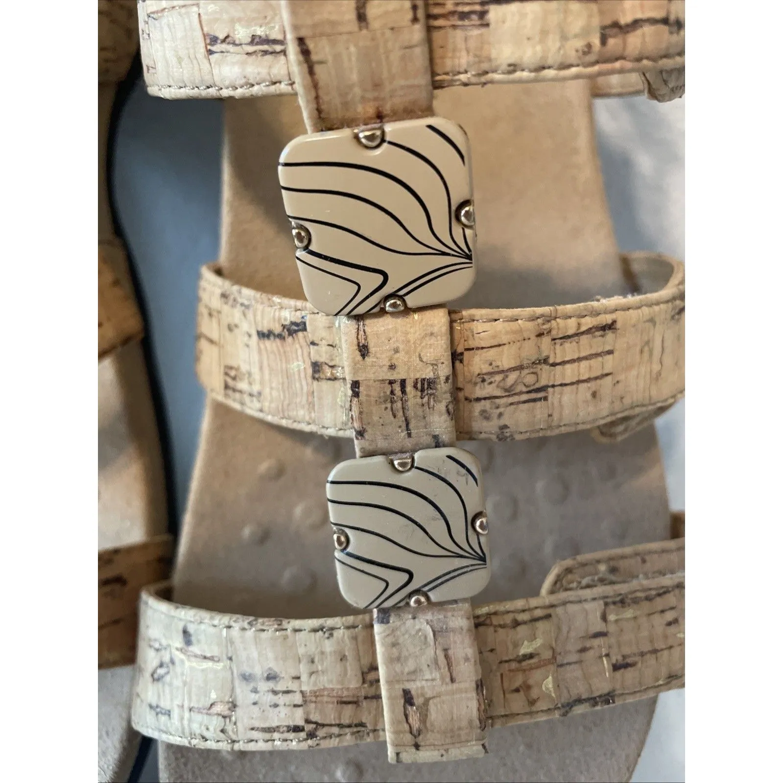 Vionic Women Sz 11 Amber Adjustable Sandal Ortho Arch Support Gold Cork Comfort - Image 2