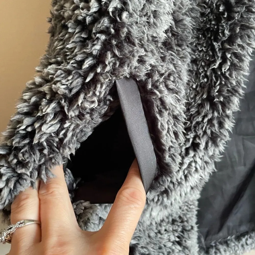 Simply Southern faux fur vest - Image 8