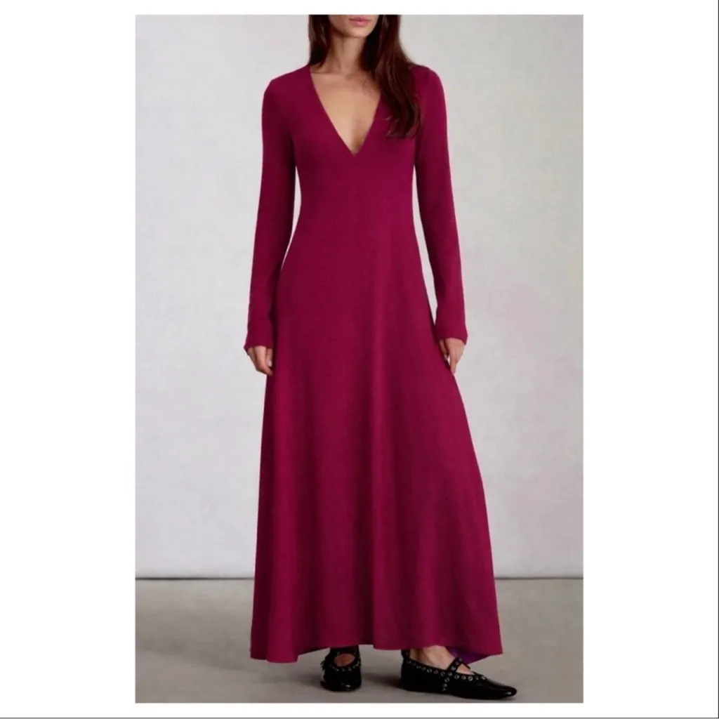 NWT Revolve x Michael Lauren Deep V-Neck Jersey Maxi Dress in BURGUNDY - Image 4