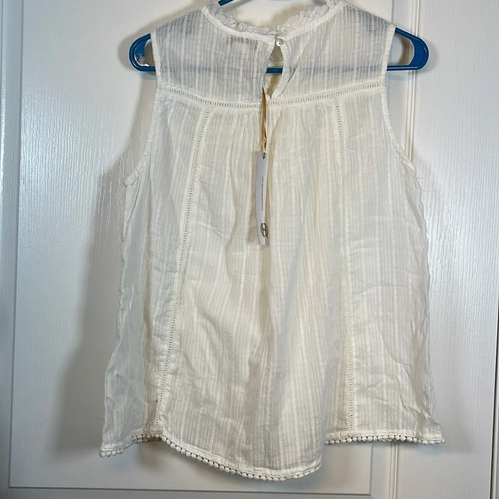 House of Harlow 1960 Ivory Floral Embroidered Sleeveless Blouse Medium NWT #7840 - Image 5