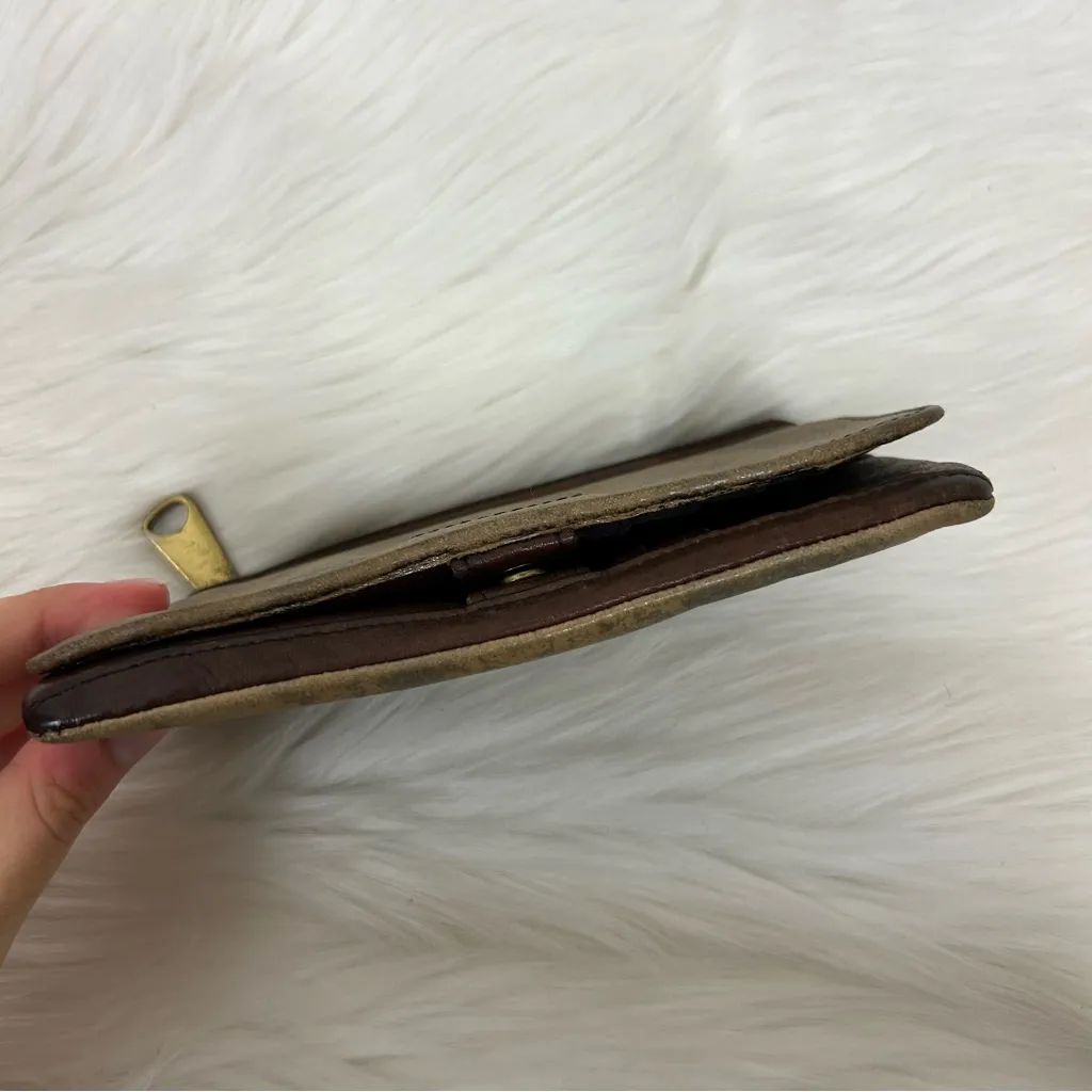 Fossil Double Zip Leather Wallet - Image 3