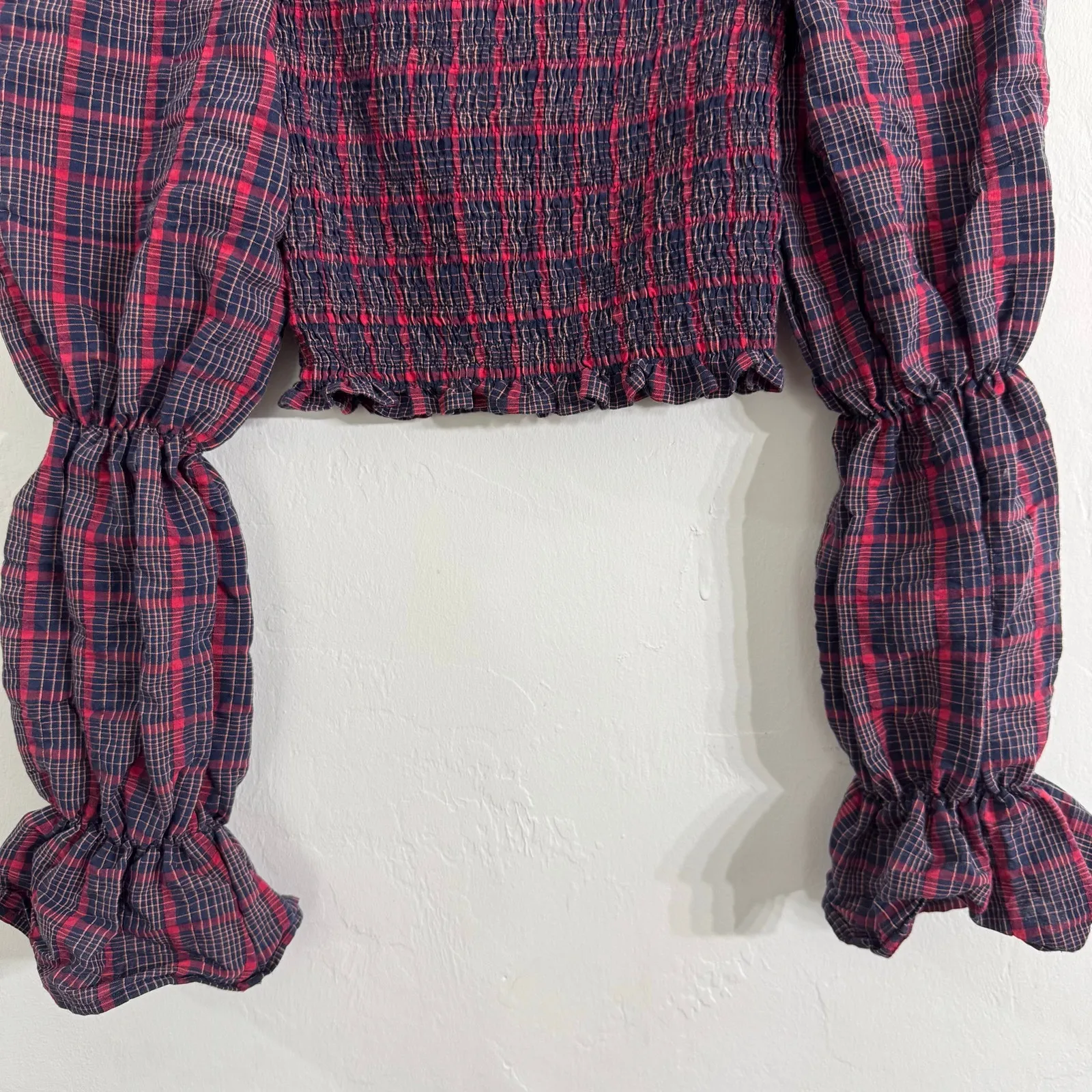 Zara Blue Red Plaid Puff Sleeve Smocked Cropped Top Size XS - Image 3