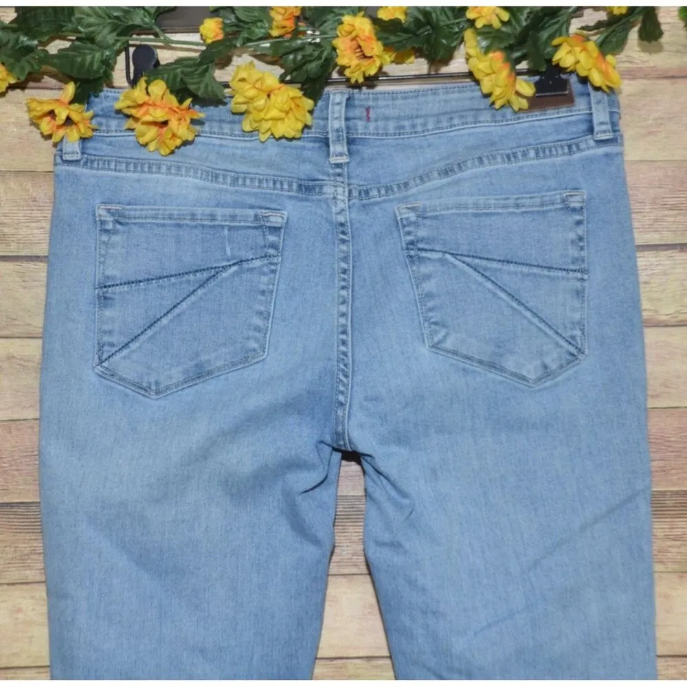 Dear John Joyrich Ladies Light Blue Comfort Skinny Leg Denim Jeans 30 Distressed - Image 7