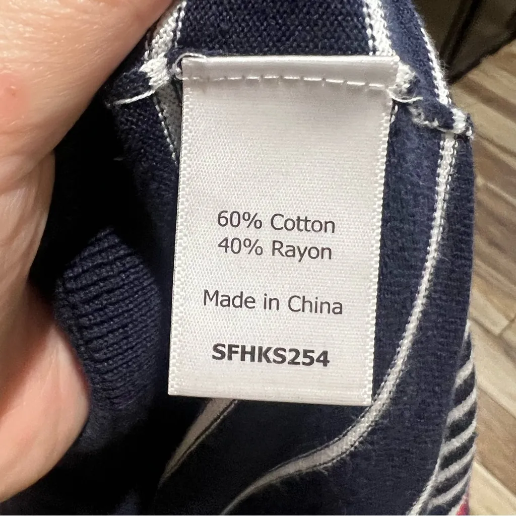 Market and Spruce bavy blue striped knit striped top - Image 8