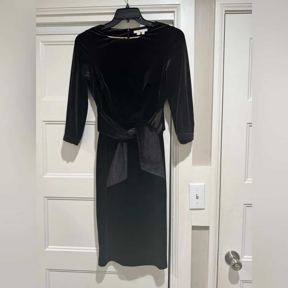 Boden Julianna Black Velvet Tie Waist Dress Size 6 - Image 3