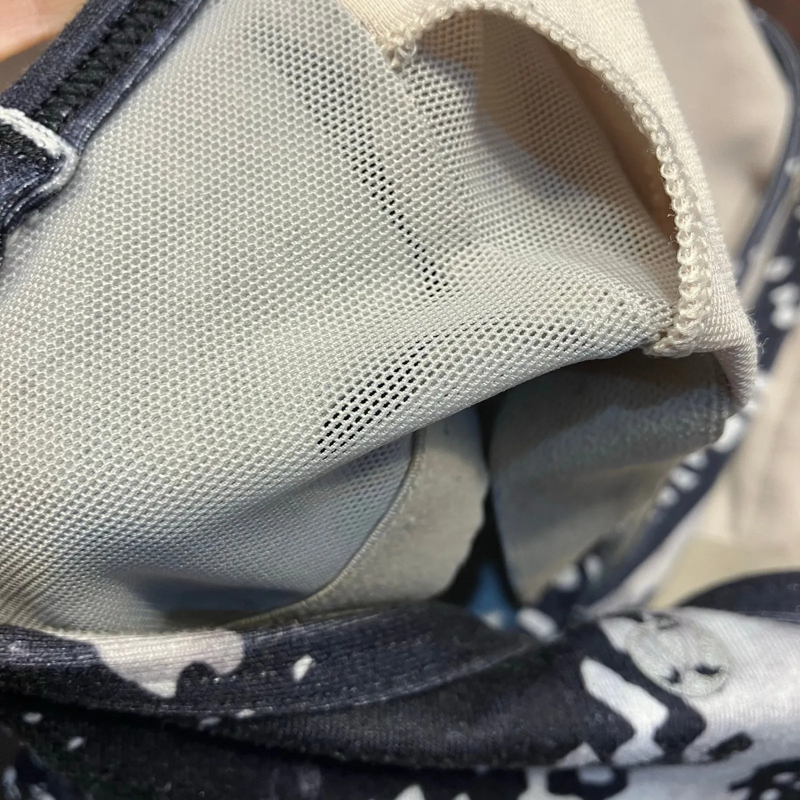 Lululemon Power Y Tank Top Size 4 Black White Abstract‎ Built - Image 12