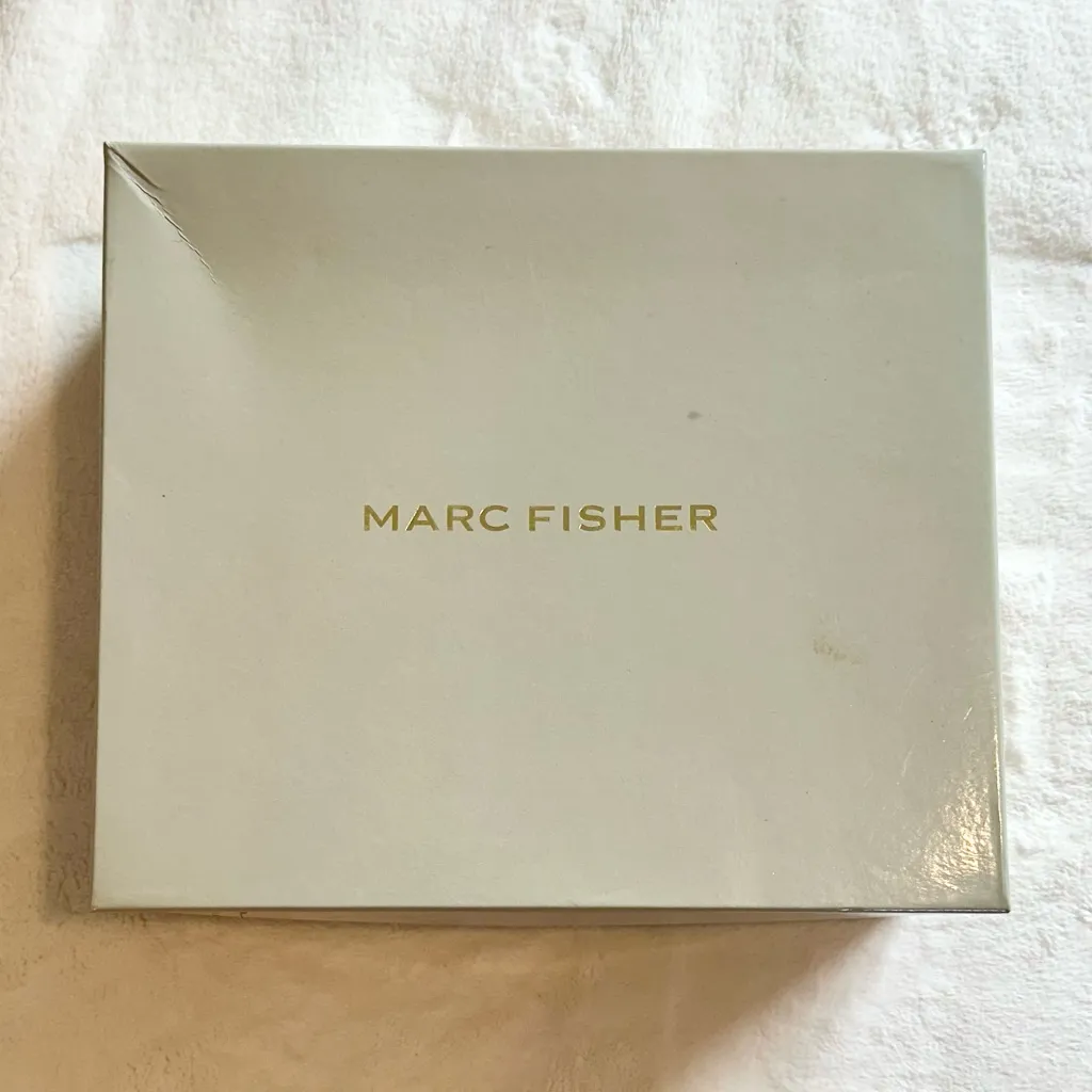 NIB Marc Fisher Black Ankle Booties - Size: 8.5 - Image 3