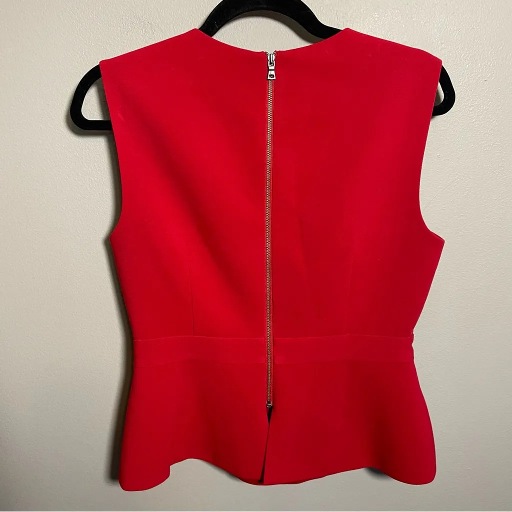 BCBG MAXAZRIA V-neck Top blouse size small - Image 2