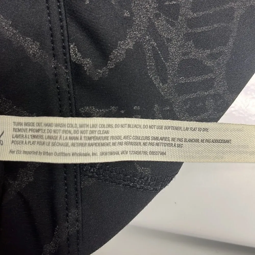 Free People Movement Black/Gray/Coral Abstract Pullover Zip - Image 13