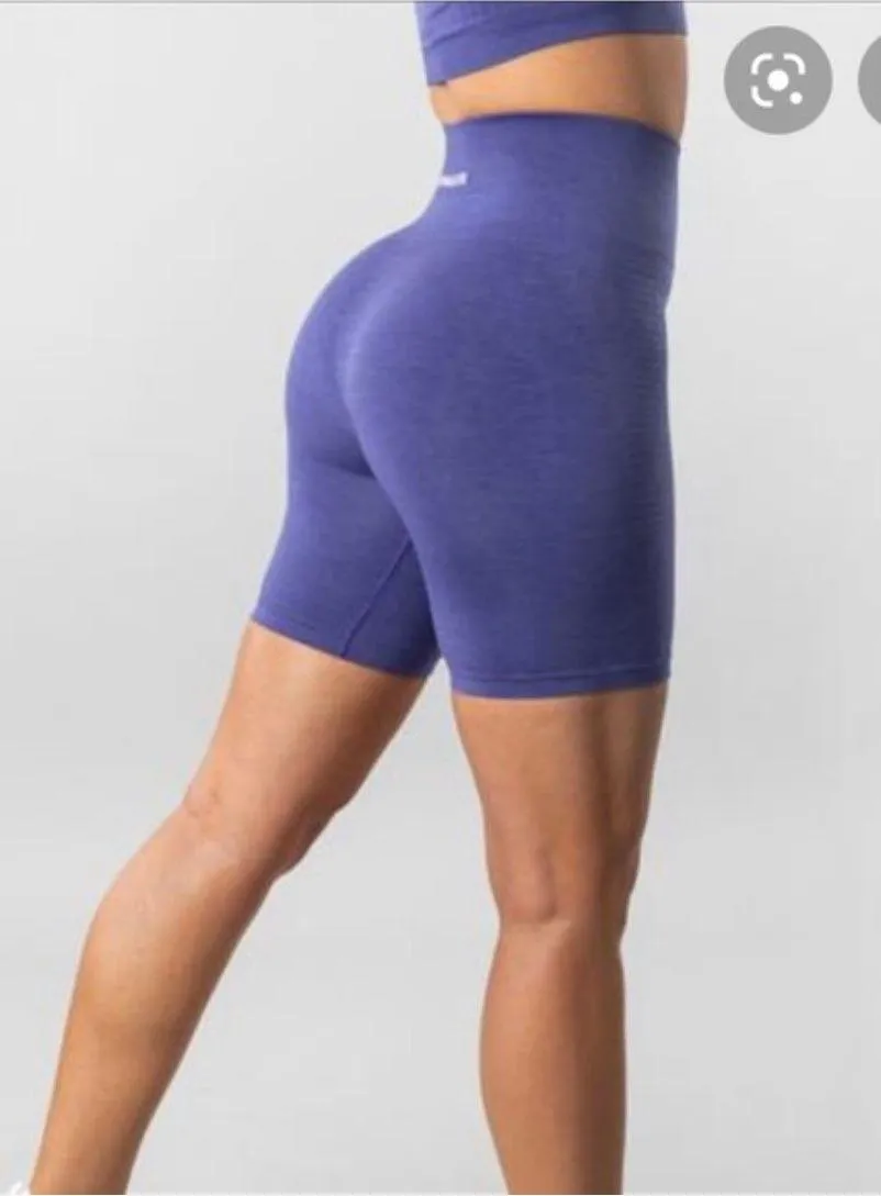 Alphalete Seamless Biker Shorts - Image 3