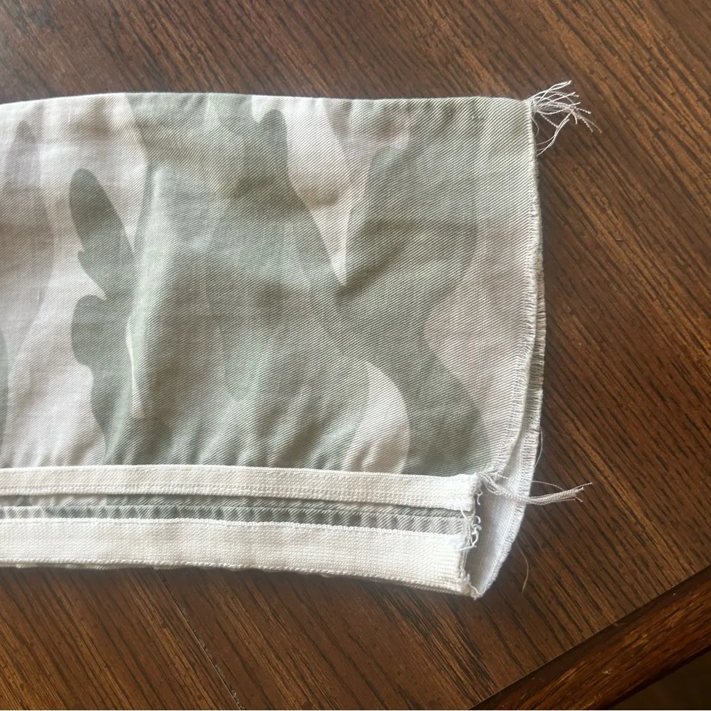 MOTHER The Shaker Chop Crop fray Desert print camo utility pants size 24 retro Green - Image 12