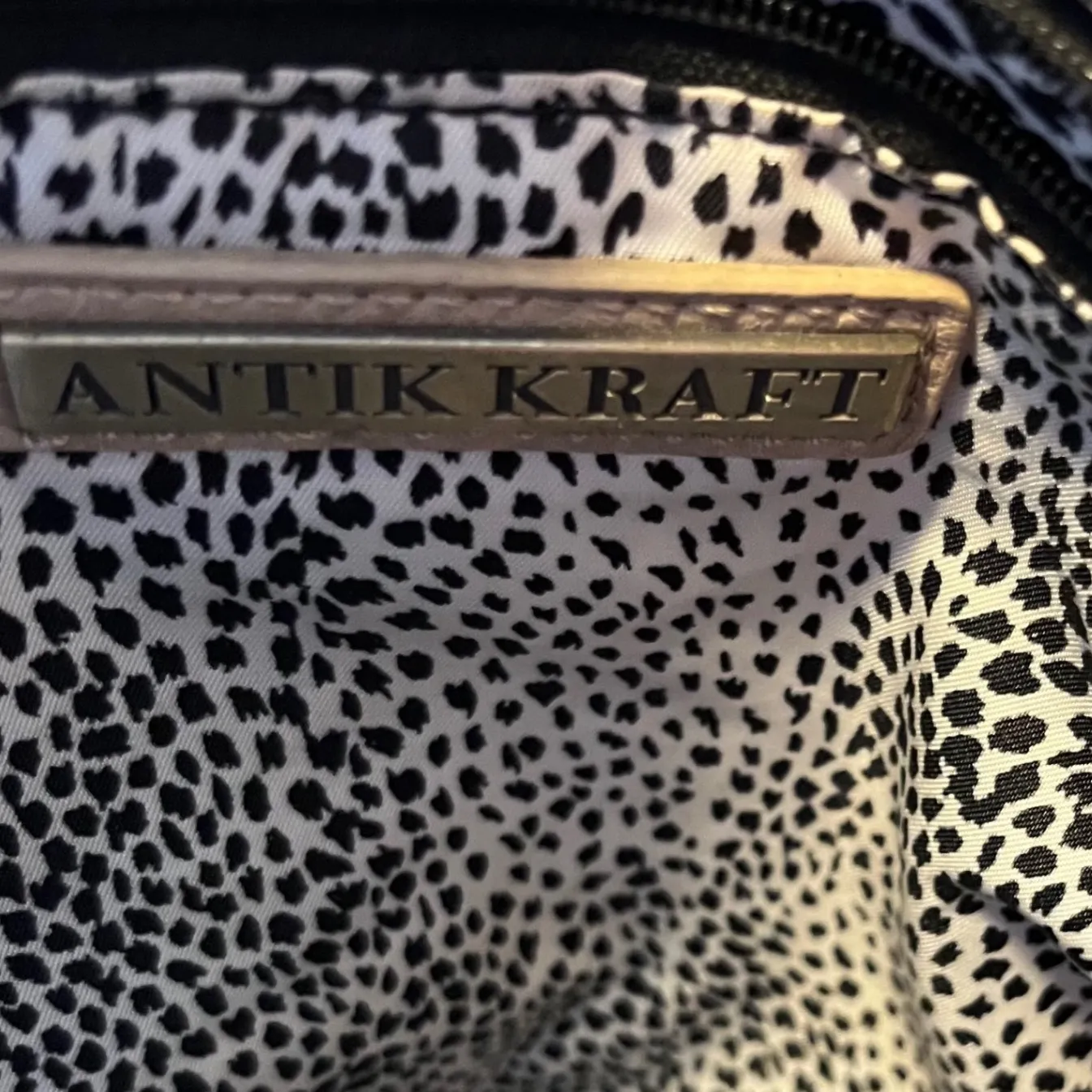 Antik Kraft Tan Faux Leather Tote Bag Whipstitch Detail Zipper Pocket - Image 7