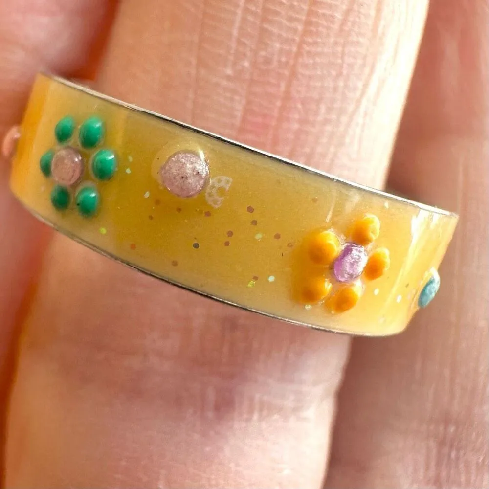 Stainless steel yellow flower ring - Image 6