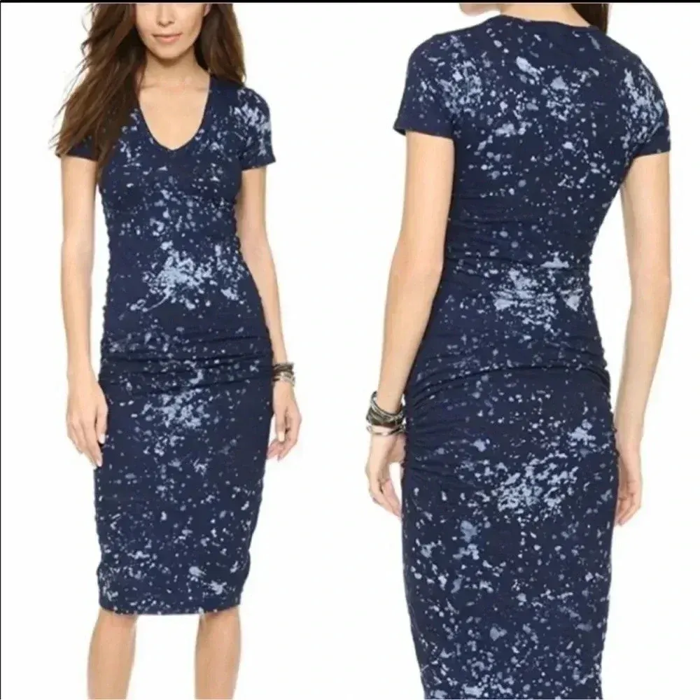 93 Monrow Bleach Splatter V Neck Scrunch T Shirt Dress Blue Size M - Image 2