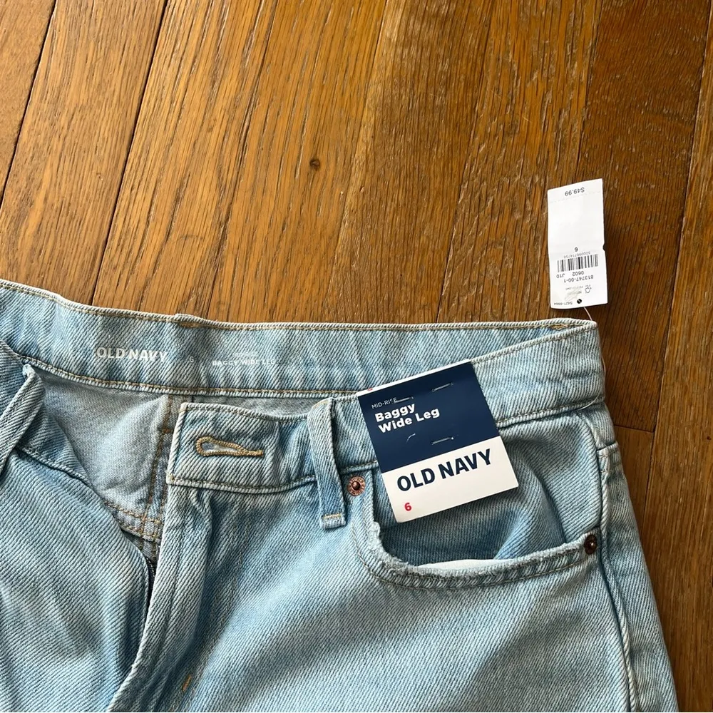 NWT Old Navy Baggy jeans size 6 - Image 4