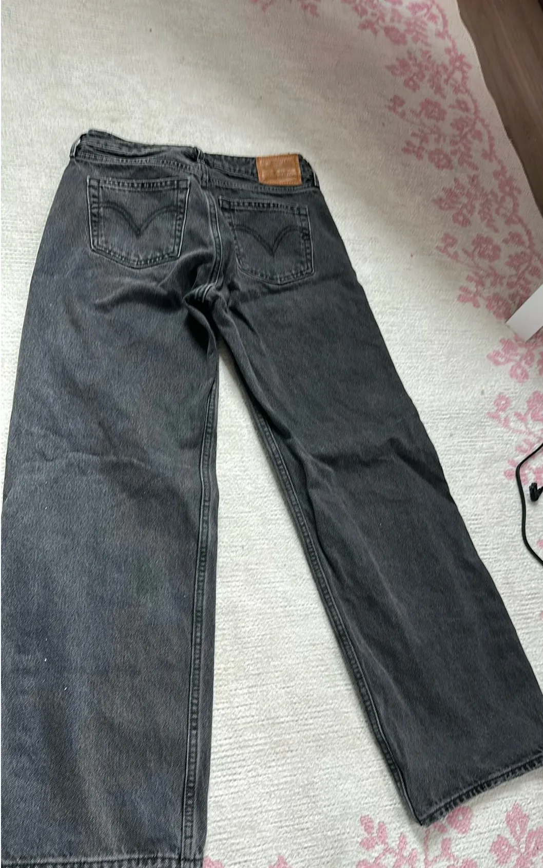 Levi’s Low Loose Women’s Jeans - Image 3