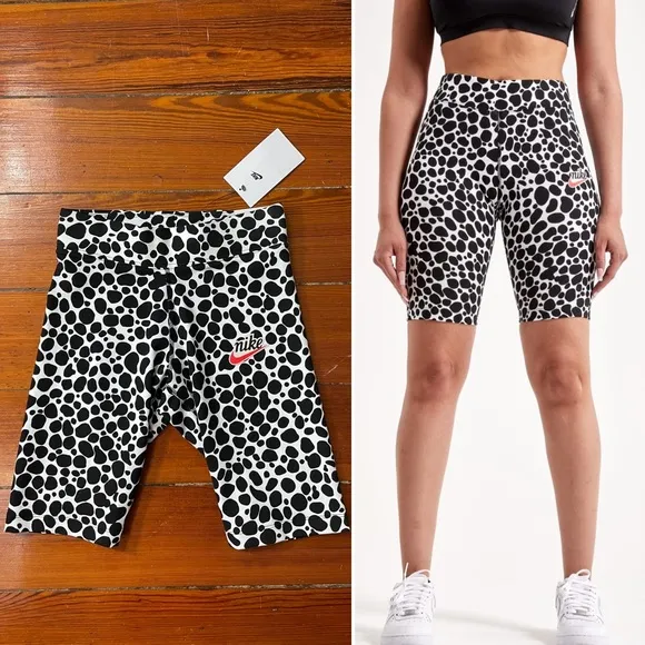 NWT NIKE Essential Black & White Animal Print Bike Shorts - Size XS 🧡 - Image 2