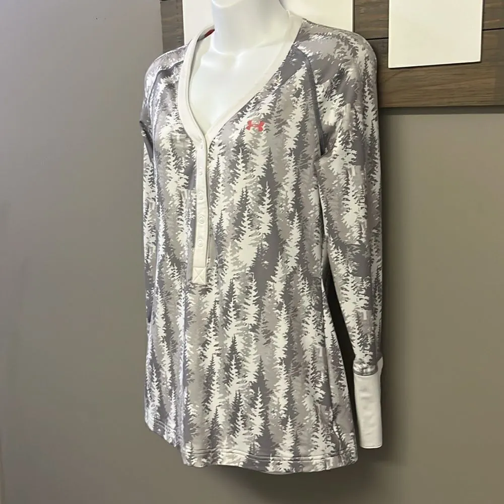 Under Armour Women’s Fitted Pullover W/ Long Sleeve Snap V-Neck & Sleeves- Med - Image 2