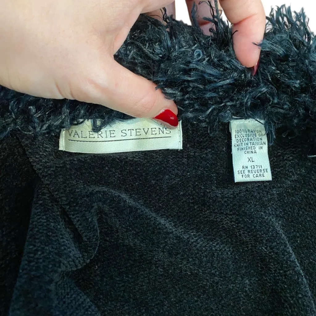 Valerie Stevens Black Chenille Cardigan with Faux Fur Trim XL - Image 8