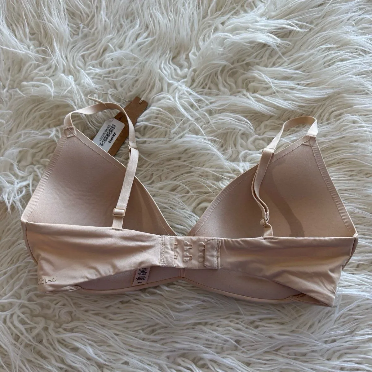 Skims Wireless Form Pushup Plunge Bra Sand Size 34D - Image 6