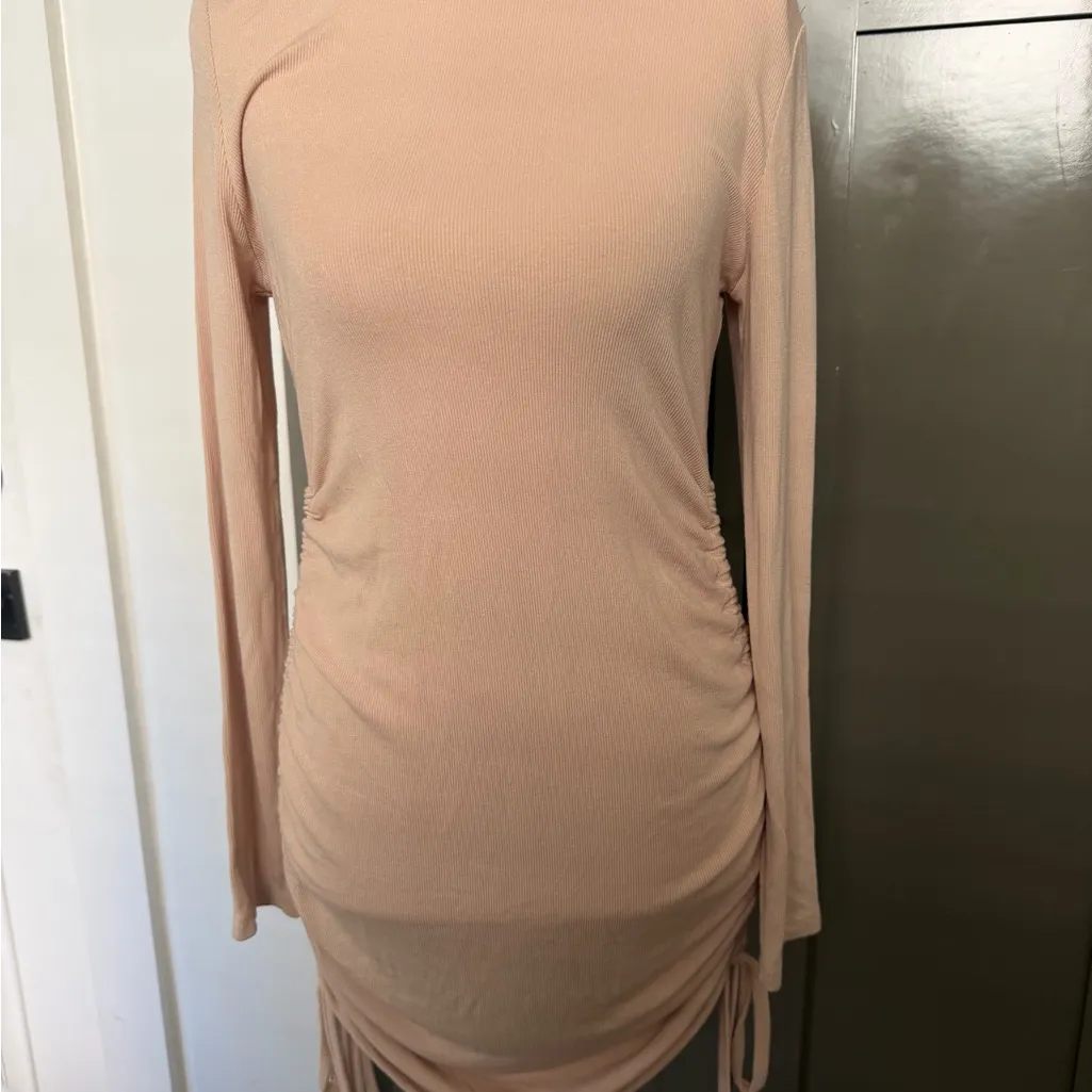 Chic Long Sleeve Ruched Midi Dress - Image 2