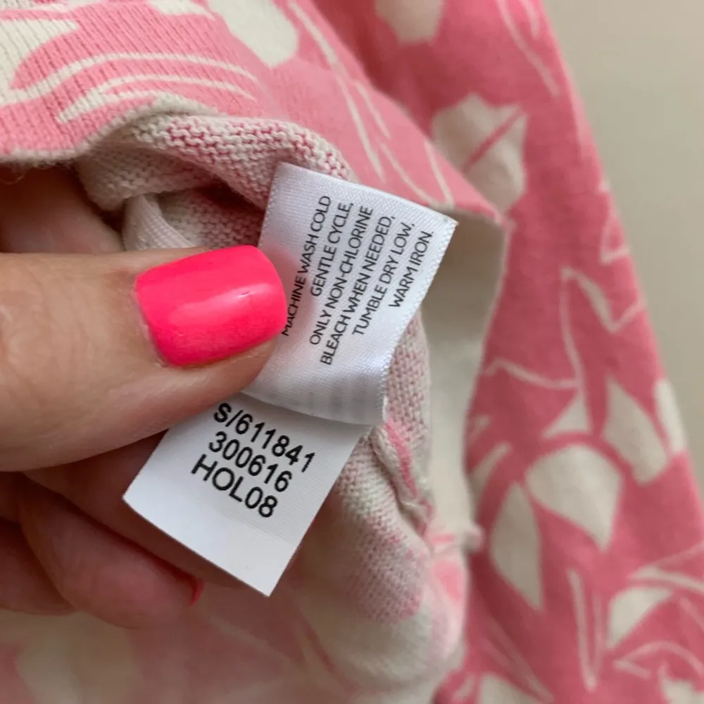 Old Navy  Strawberry Print Button Down Pink/Cream Cardigan - Image 4