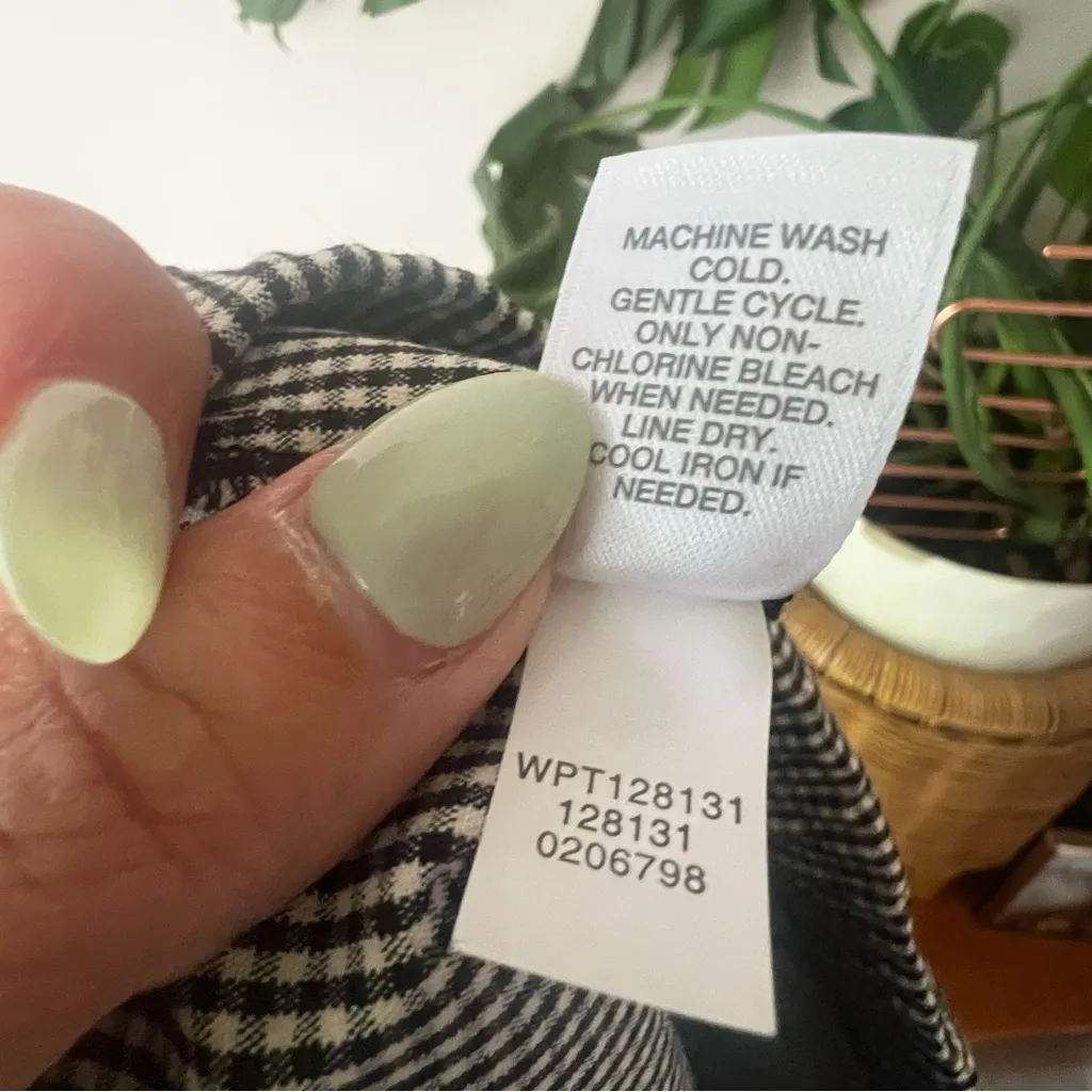 J.JILL pull on gingham pants ankle length‎ Women’s SIZE 12 office chic pixie Black - Image 6