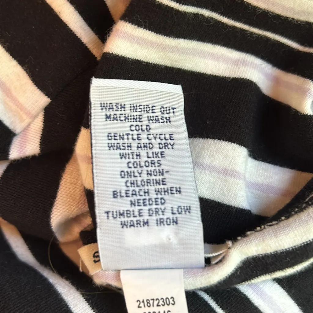 Gap Factory Y2K black and white striped V neck sleeveless stretch top Size Small - Image 10