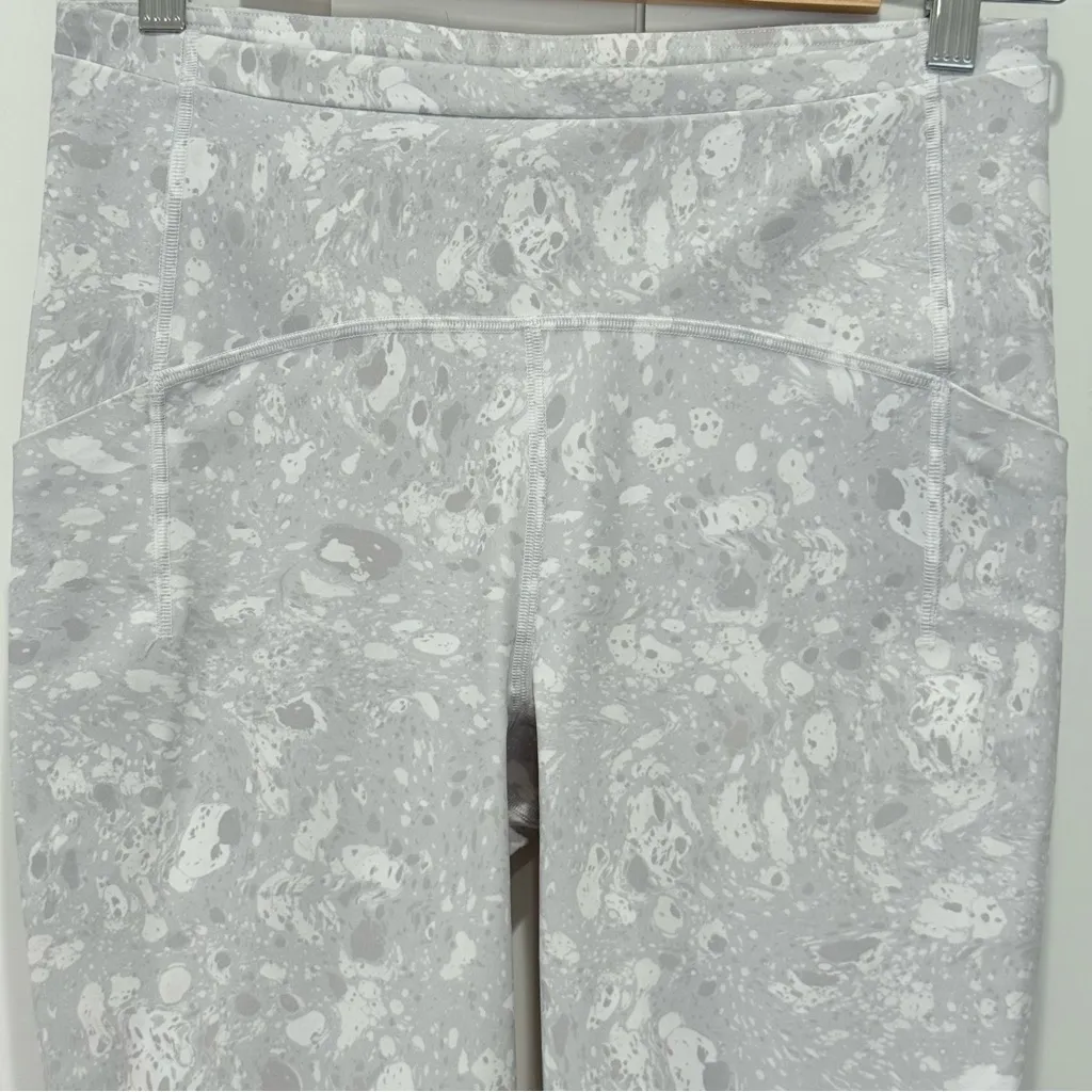 Lululemon Swift Speed High-Rise Crop 21" Leggings Terrazzo Marble Silver Ice 8 - Image 9