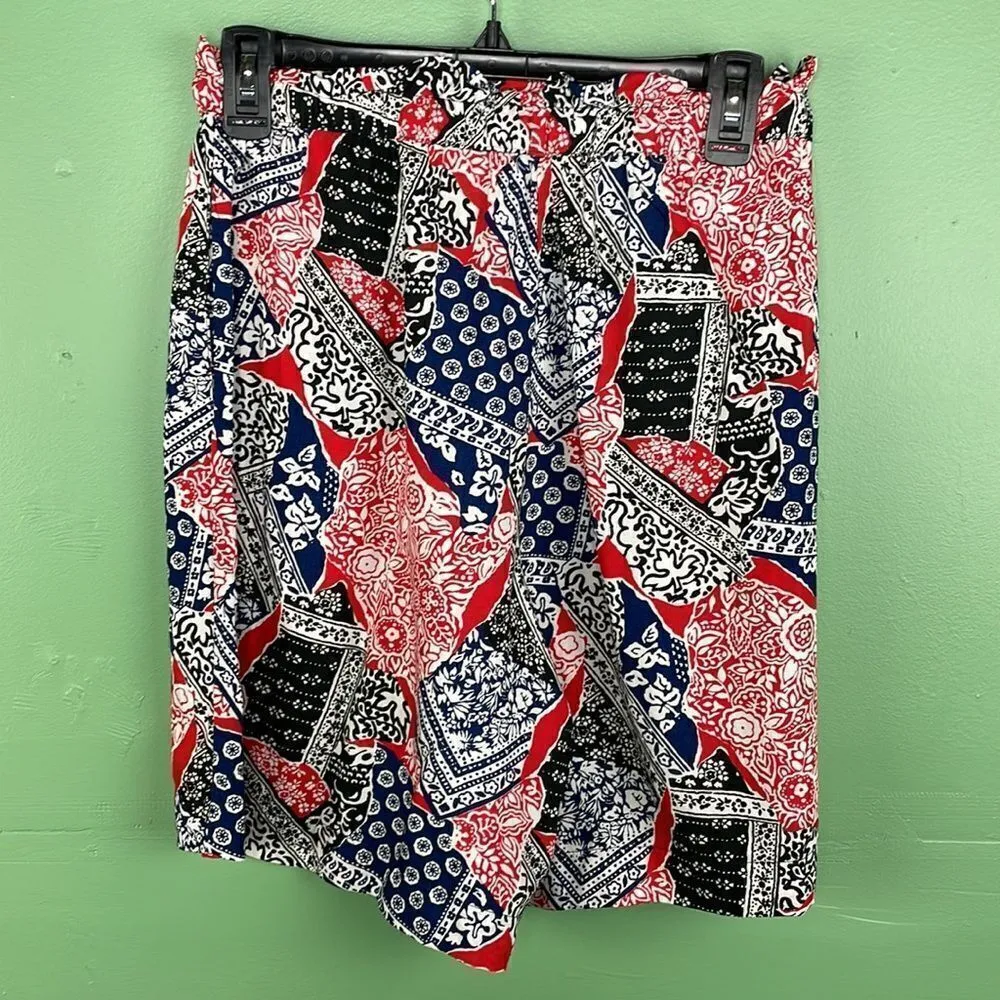 Vintage Roo Crossing Paisley Boho Shorts Pull On size small Red - Image 9