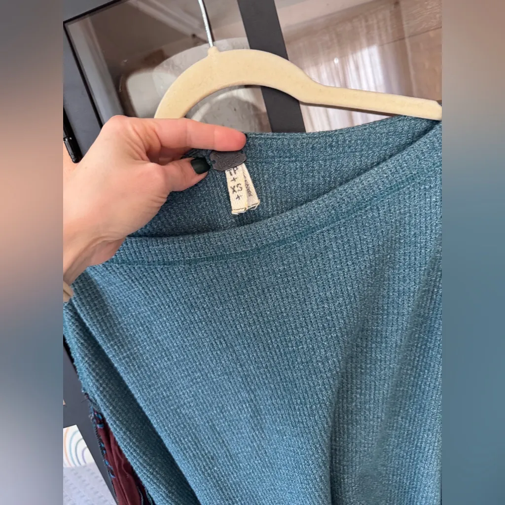 Free People long sleeve top waffle knit We The Free Blossom Thermal patchwork - Image 4