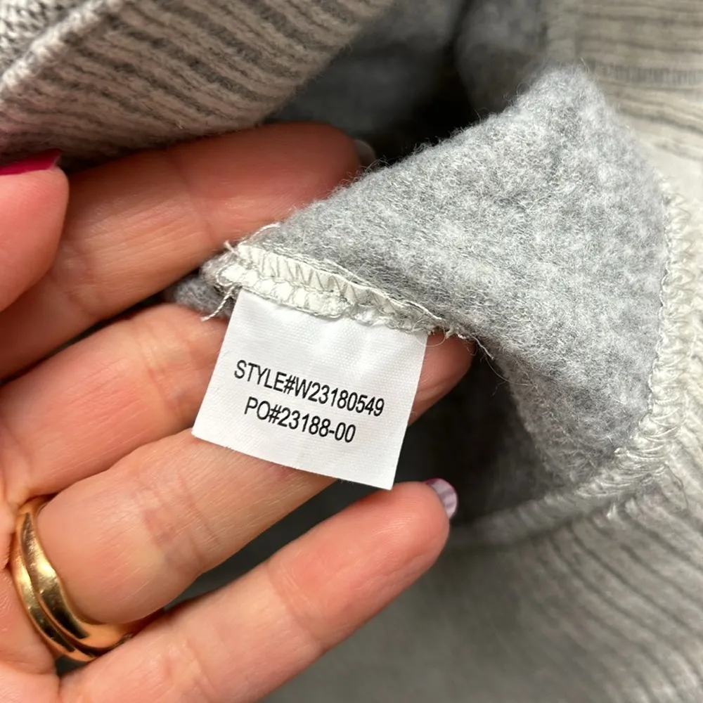 PrAna Pullover Snap up Turtleneck Mid Weight Wool Blend Layer Long Sleeve top S - Image 4