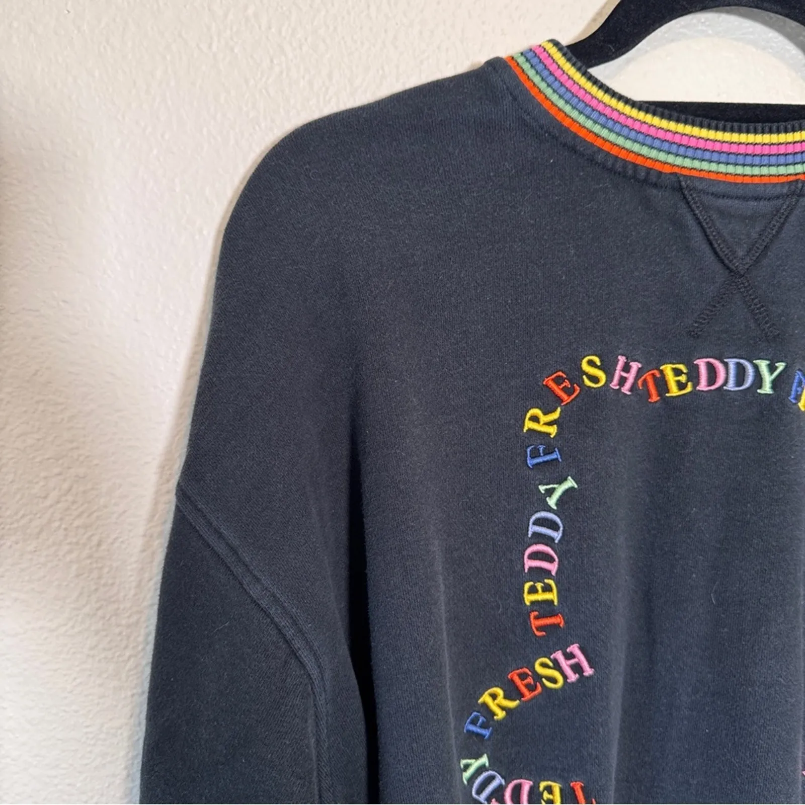 Teddy Fresh Black Rainbow Crew Neck Sweatshirt Womens S Embroidered Cozy Fall - Image 3
