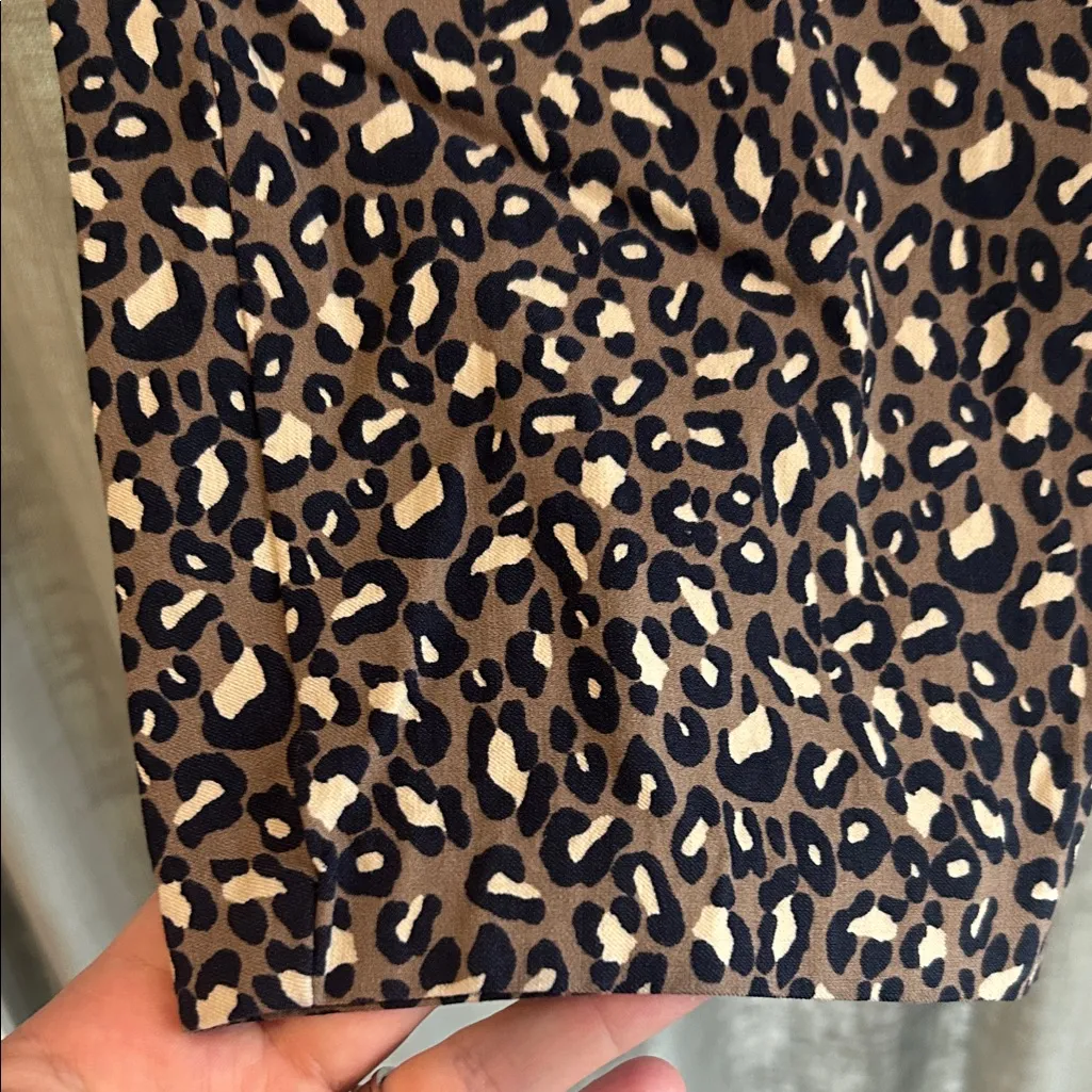 Rafaella Black and White Patterned Capris - Image 3