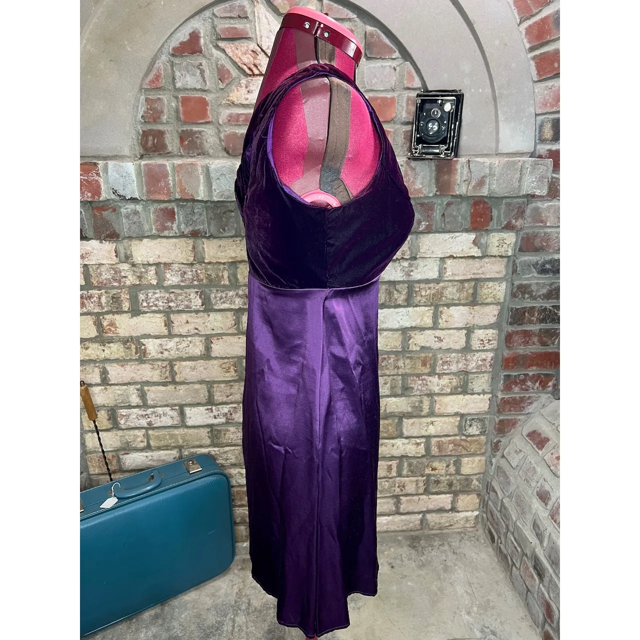 Dress purple velour satin empire waist knee length y2k - Image 7