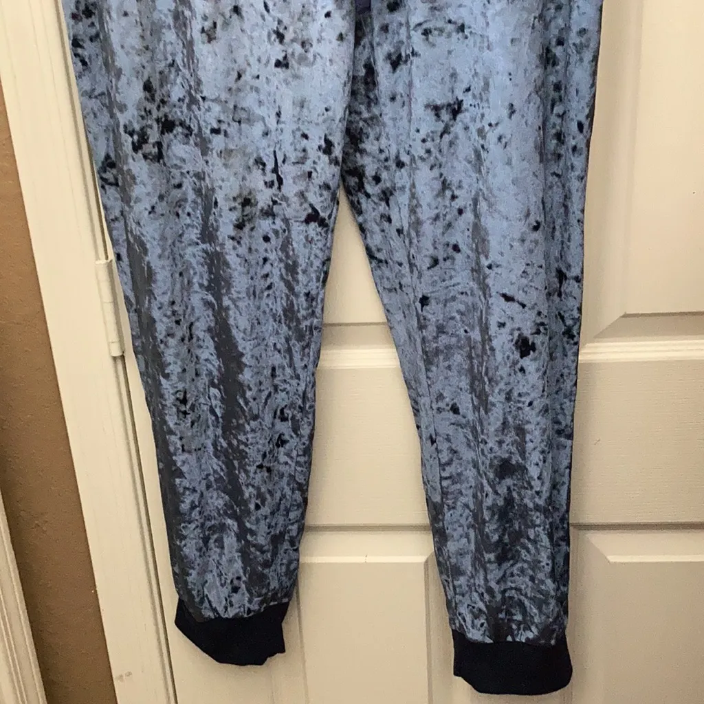 FINAL MARKDOWN Secret treasures crushed velvet joggers (XL) - Image 2