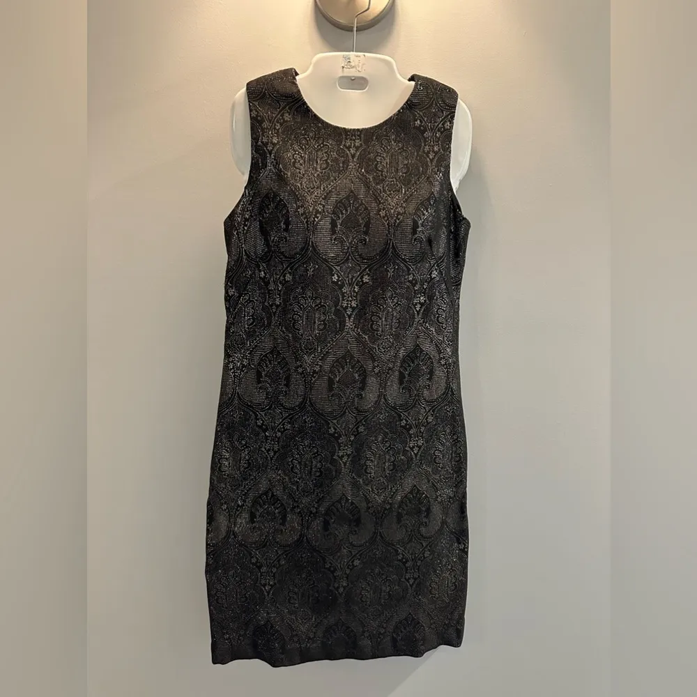 J. MCLAUGHLIN Belinda Sheath Dress Zahara Jacquared Black Champagne size 6 NWT - Image 6