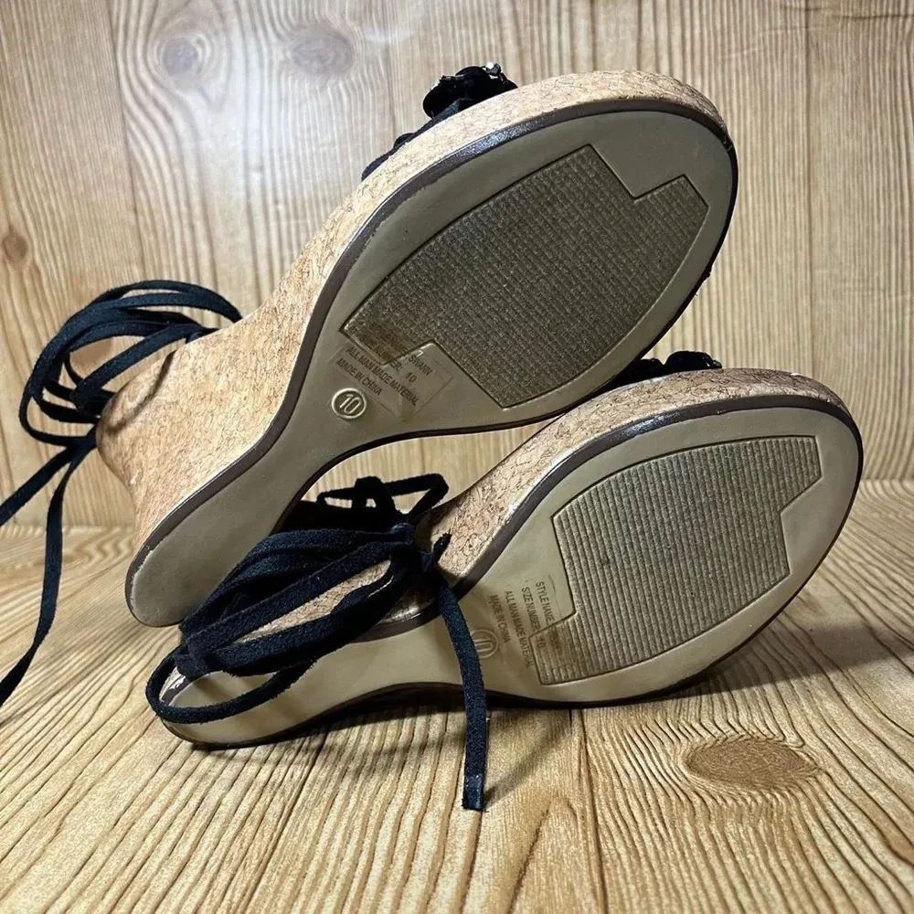 L.E.I. Y2k cork Wedge High Calf wrap Tie up Sandal
Women’s size 10 - Image 3