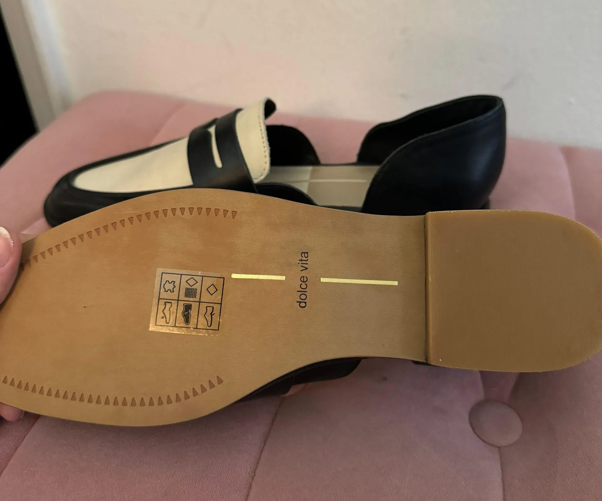 Dolce Vita Black And White Loafers - Image 3