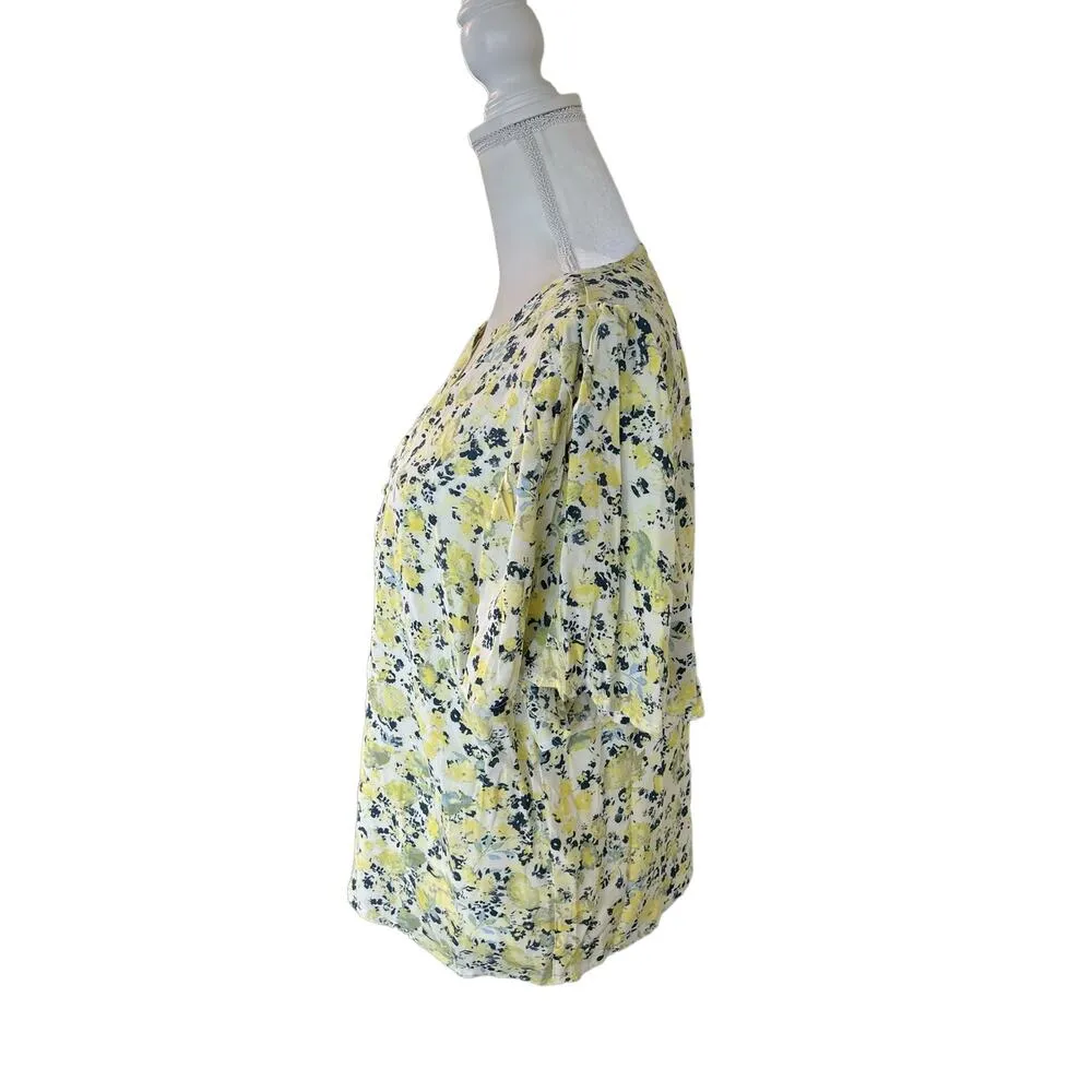 NWT Aware by Vero Moda Tilly Split Neck Blouse Chardonnay Floral Size Large - Image 7