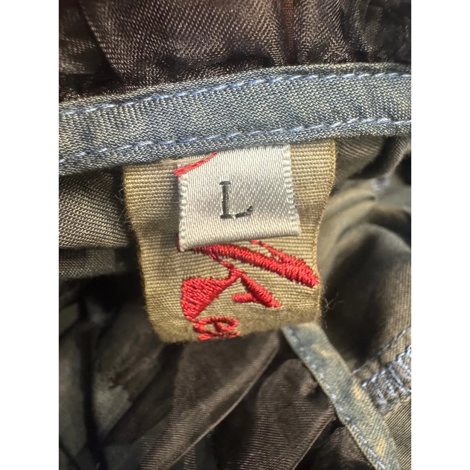 Keer qiaowa Tunic Top L Large Gray Cold Shoulder Ruffle Trim Layered - Image 2