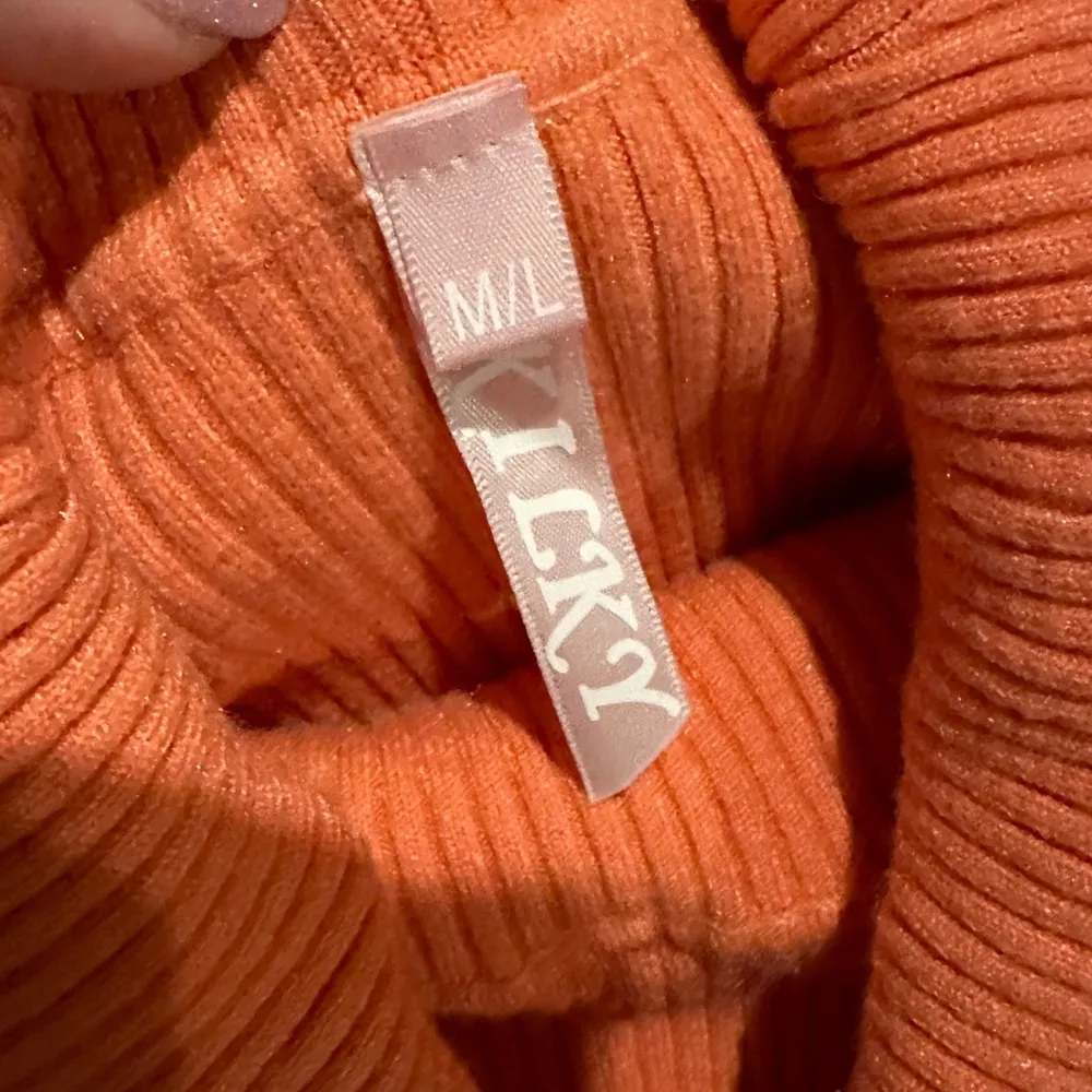 Stretch KILKY Boutique Coral Fall Winter Sweater Size M - Image 2