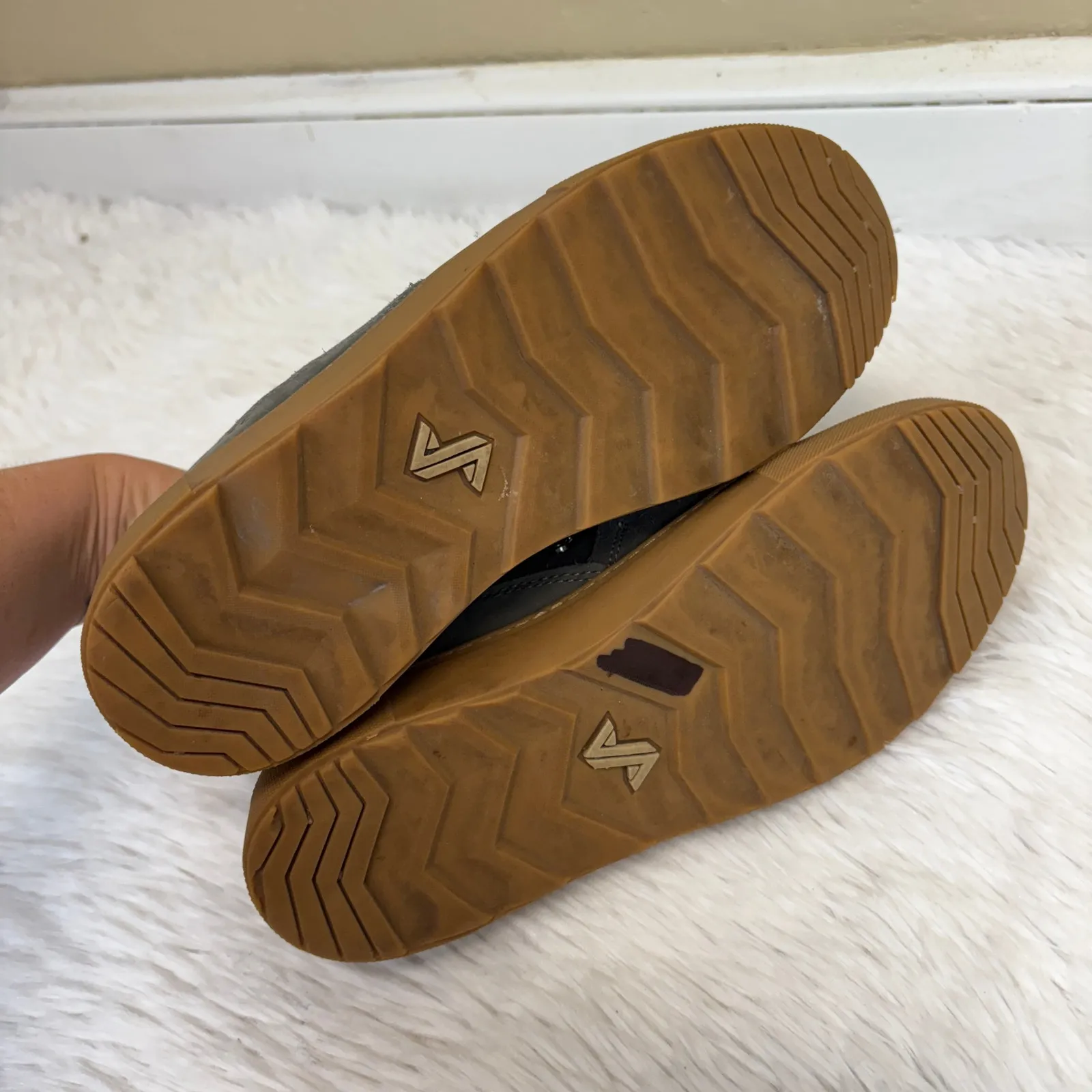 Forsake Women’s Lucille Slip Boot Gunmetal Gray Water Resistant Suede Size 8 - Image 6