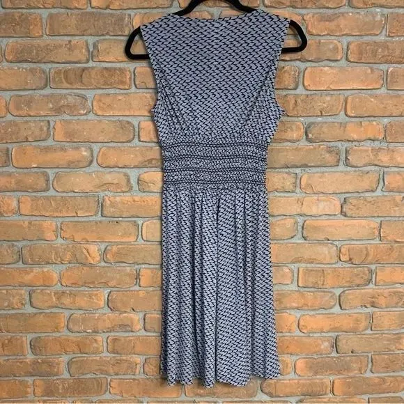 Daisy Fuentes Dress Women's Size XS Gray Black V-Neck Sleeveless Fit‎ & Flare - Image 2