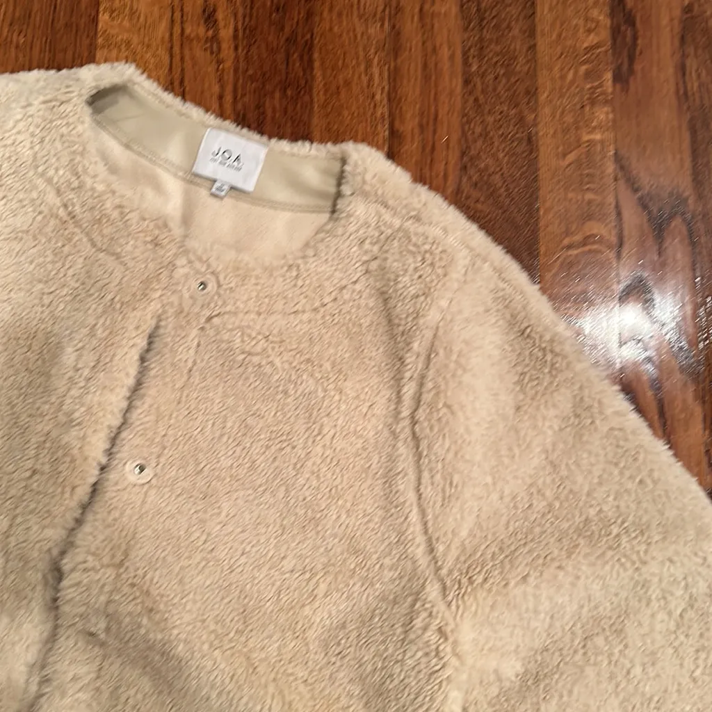 J.O.A jacket Sherpa like size medium - Image 5