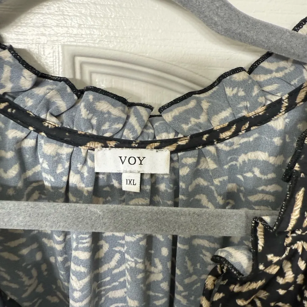 Voy Los Angeles Animal Print Pleated Sleeve Top w/ Tie Tan and Black Size undefined - Image 6